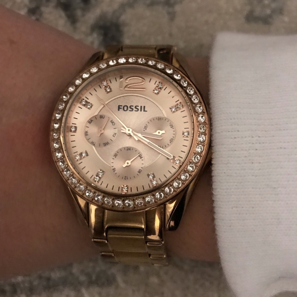 Rose gold FOSSIL watch - Picture 2 of 4